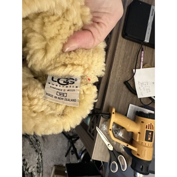 Women’s Ugg Sundance II 5325 Tall Exposed Shearling Boots, Chestnut, Size 5 - Picture 11 of 12